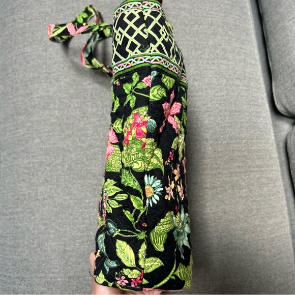 Vera Bradley Tote and Pouch Set - Picture 9 of 15